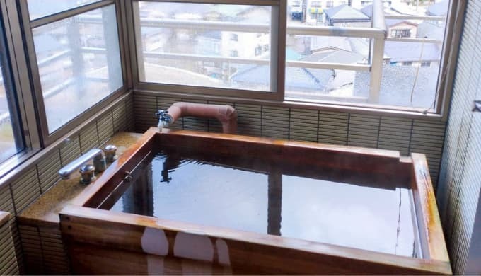 あつみ温泉旅館 萬國屋:客室露天風呂